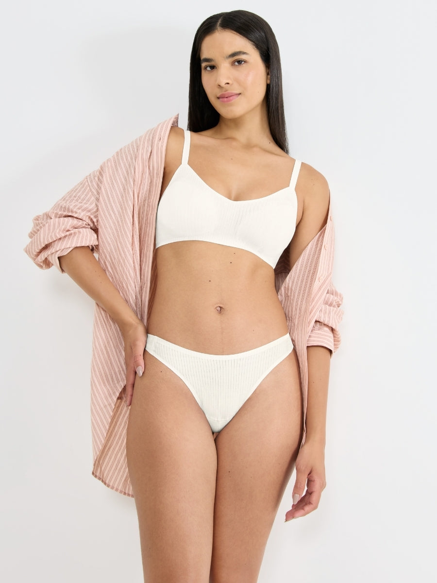 ZERO Feel Pure String Thong