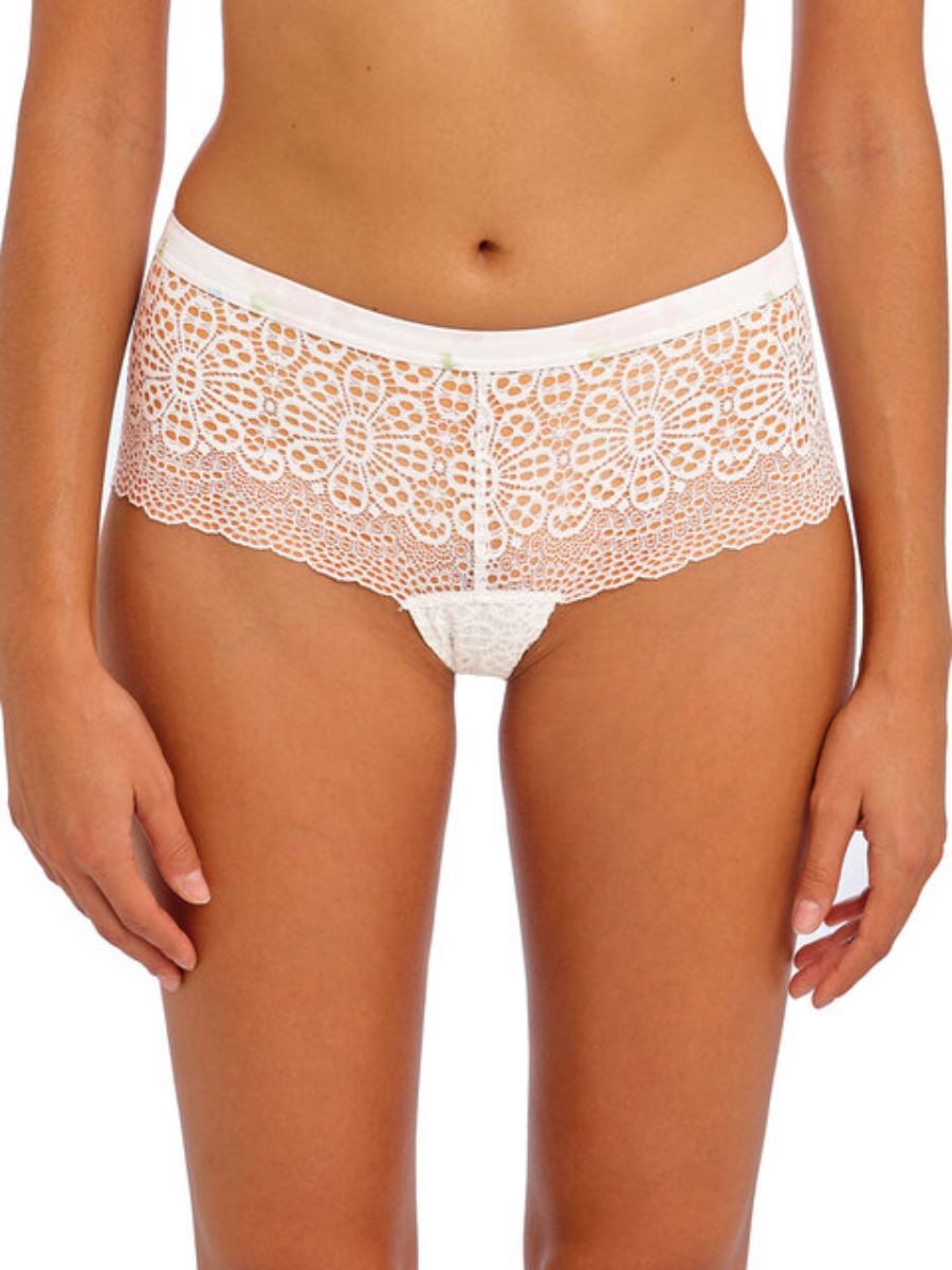 freya daydreaming shorts