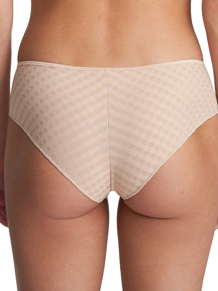 marie jo avero hotpant