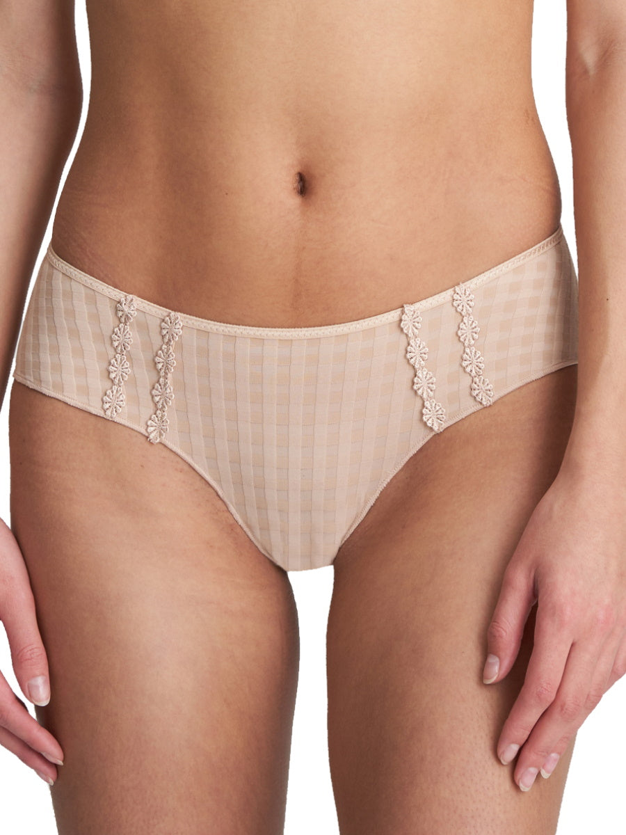 marie jo avero hotpant