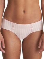 marie jo avero hotpant