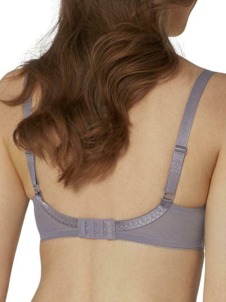 triumph beauty full darling W02 bra twilight grey