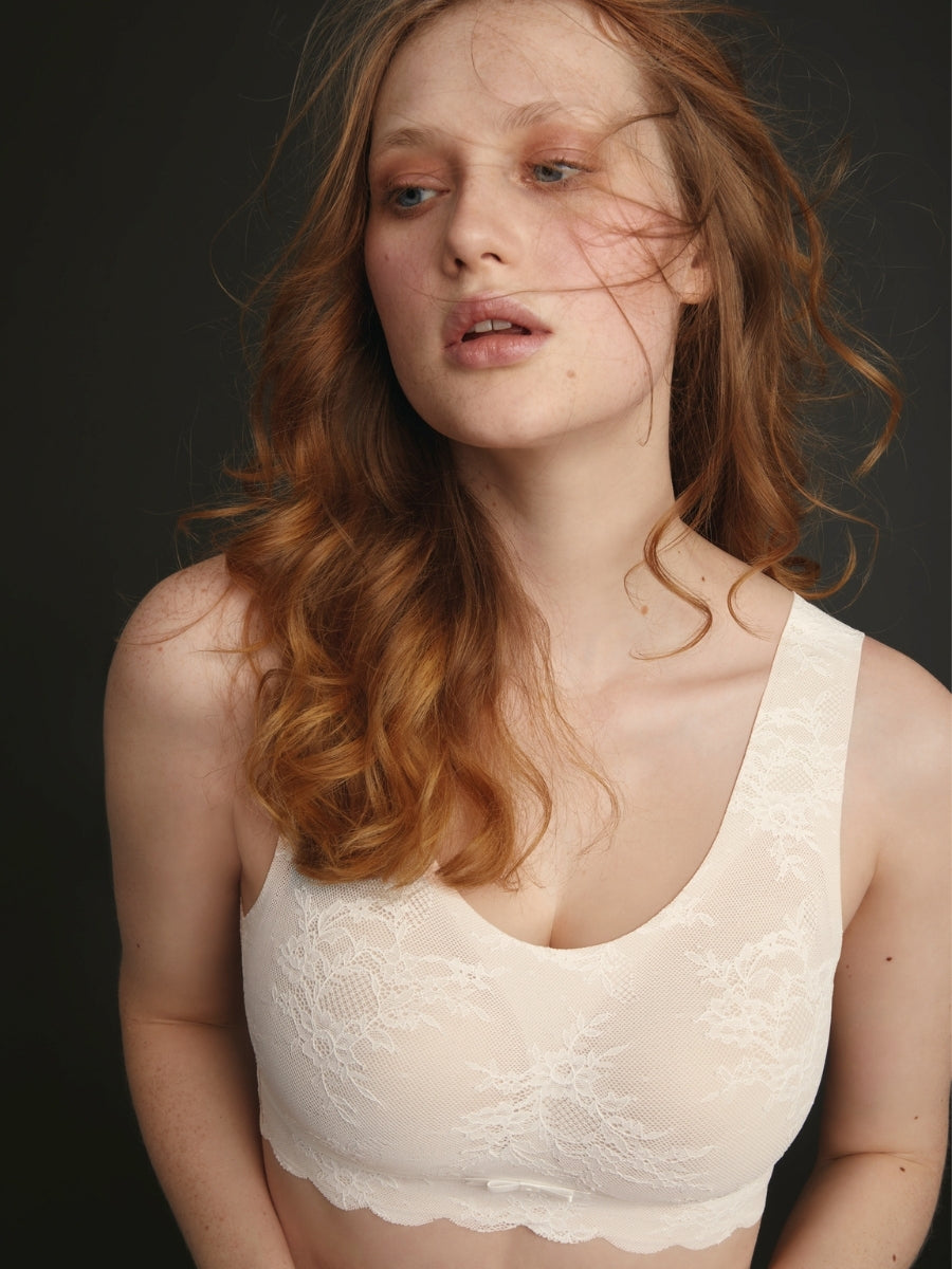 Essential Lace Bralette - Crystal