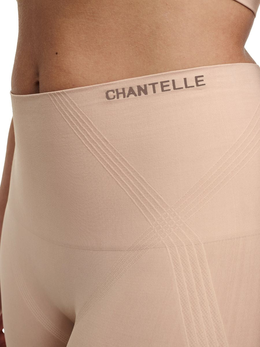 chantelle smooth comfort sculpting long shorts