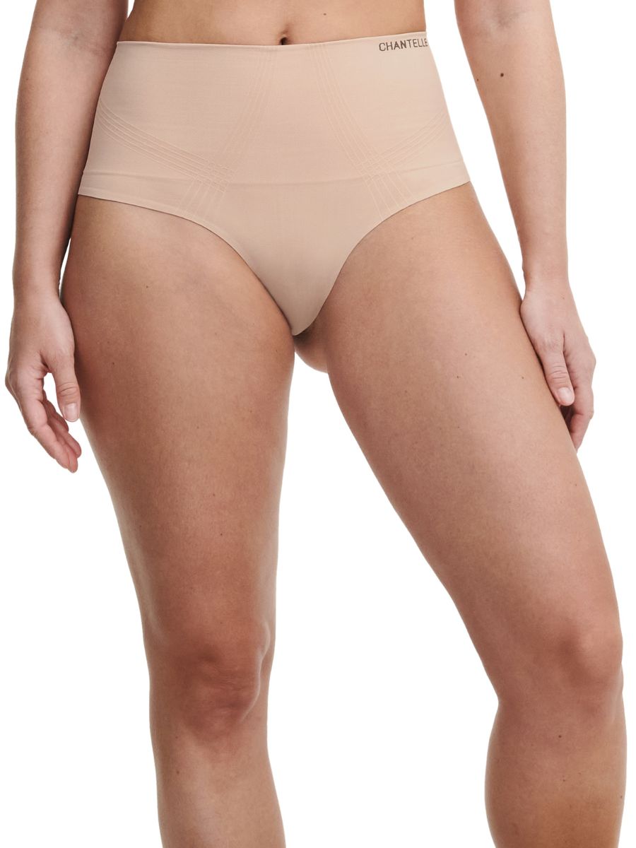 chantelle smooth comfort sculpting thong