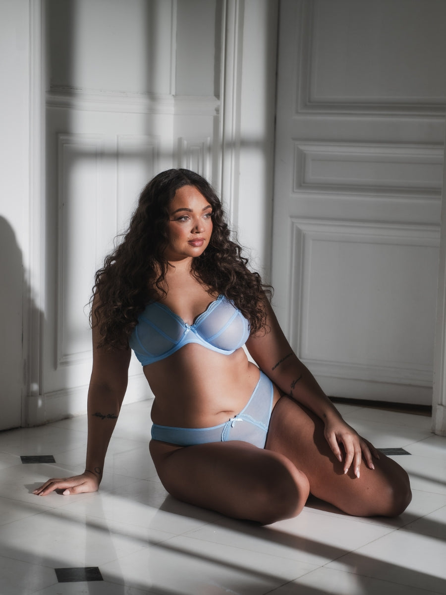 Lightstyle Scallop Sheer Plunge Bra - Light Blue/Silver