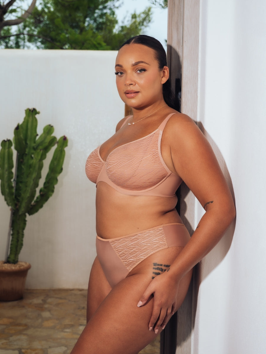 Smoothie Lace Moulded Balcony Bra - Latte