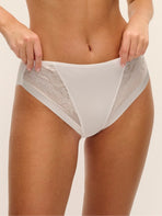 Illusion Brief