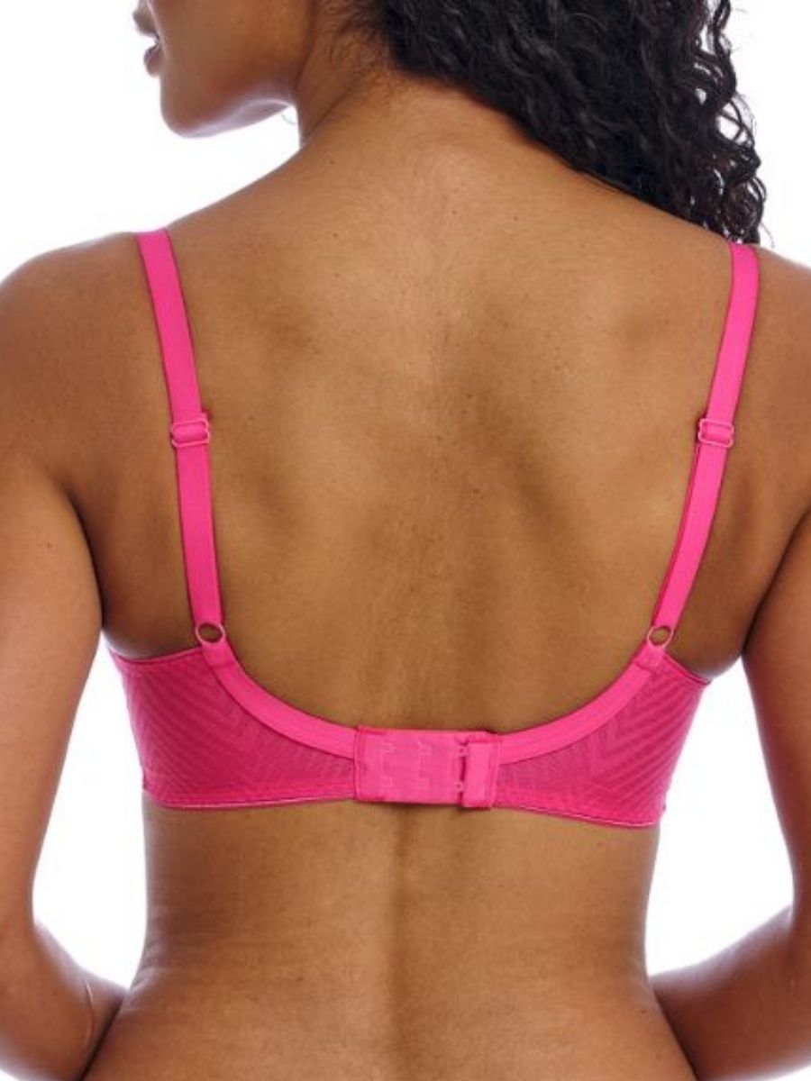 Tailored High Apex Plunge Bra - Love Potion