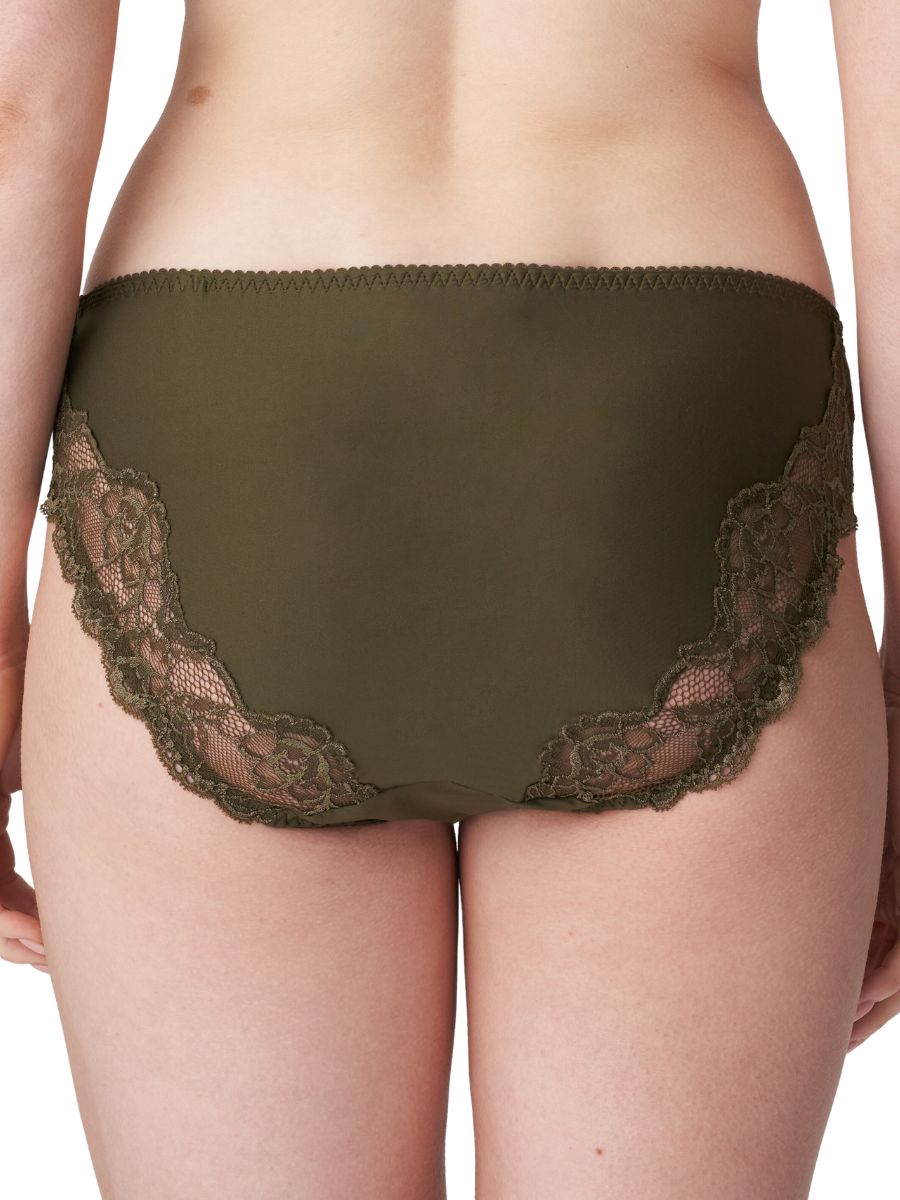 Madison Rio Brief