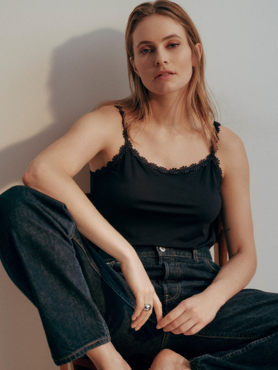 Avero Studio Cami Top - Velvet Blue