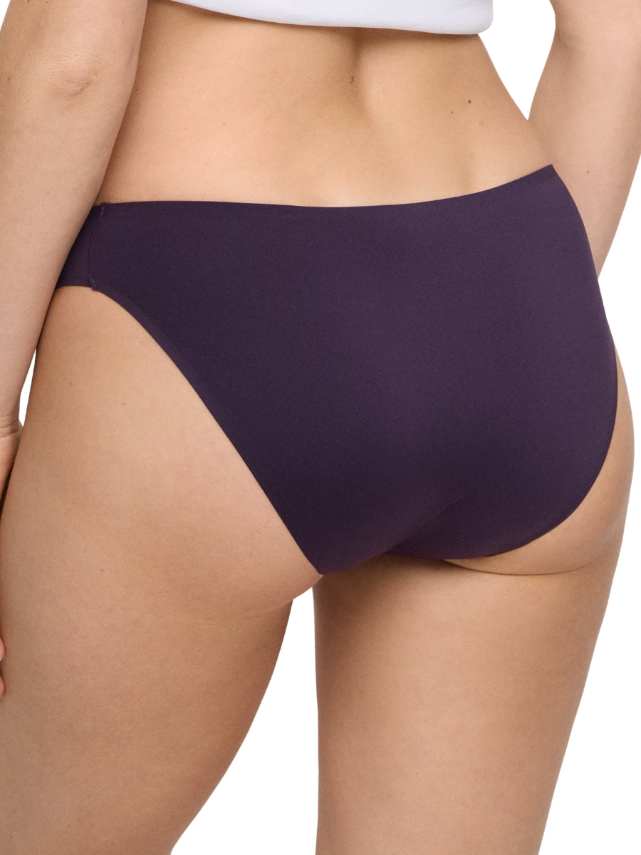 Colour Studio Rio Brief
