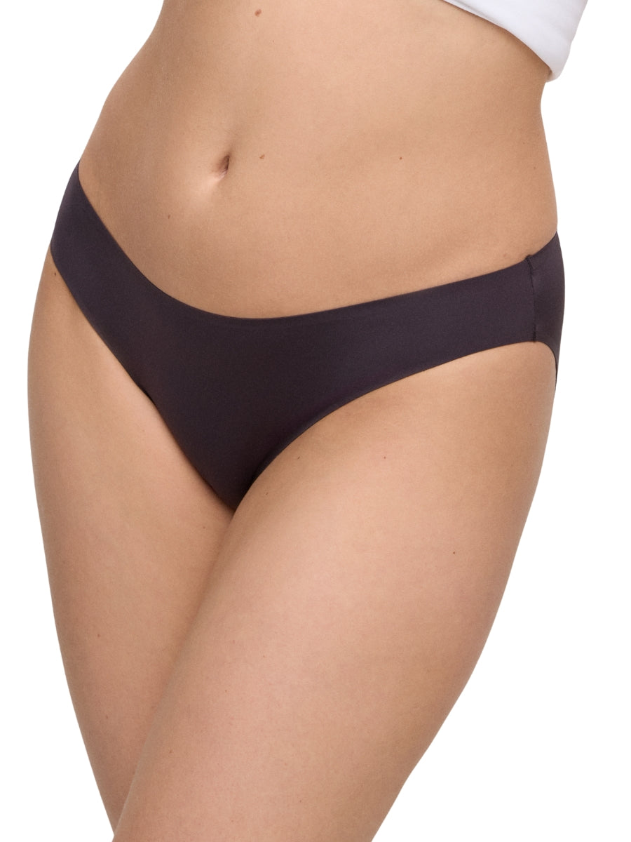 Colour Studio Rio Brief