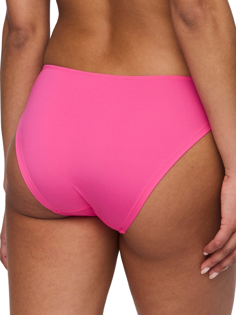 Heleen Rio Brief