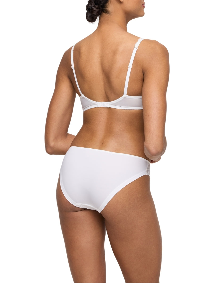 Heleen Rio Brief