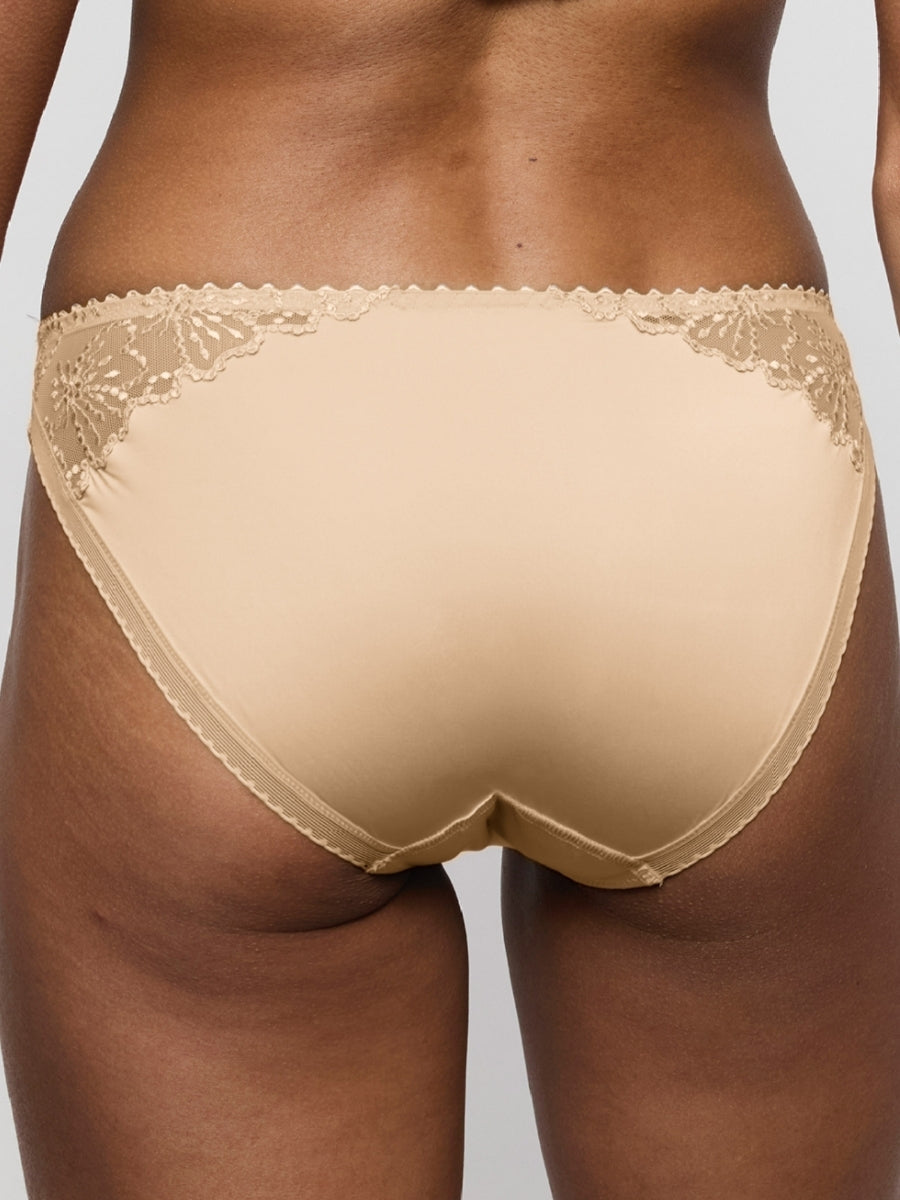 Jane Rio Brief