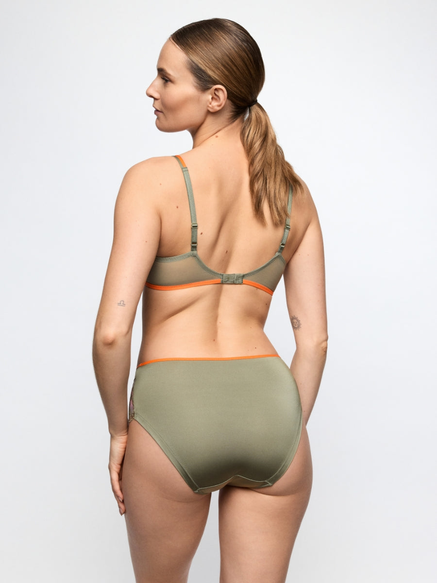 Rommi Full Brief