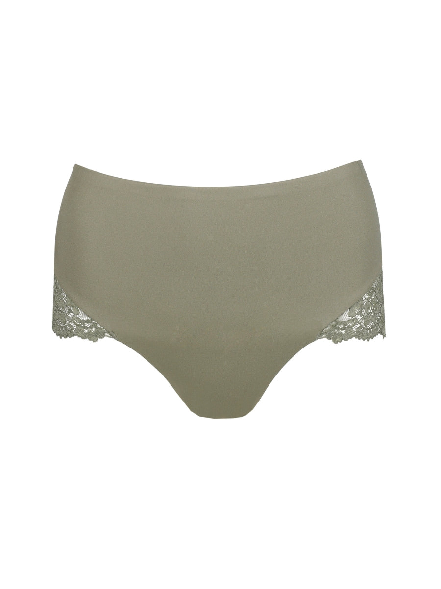 Soft Studio Smoothing Full Brief