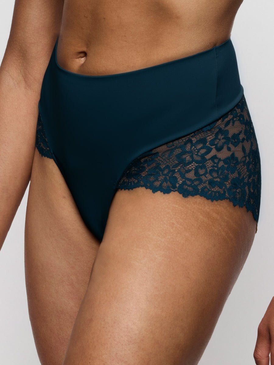 Soft Studio Smoothing Full Brief