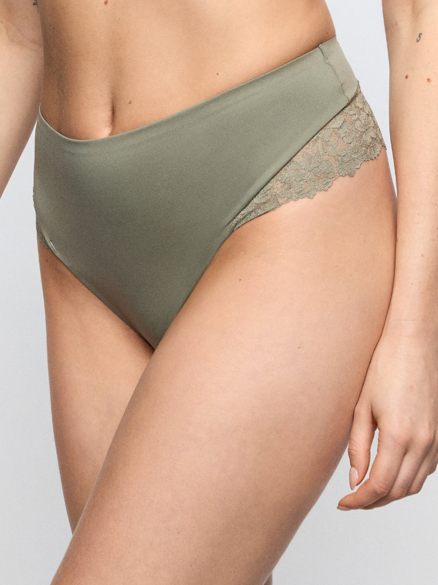 Soft Studio Smoothing Thong