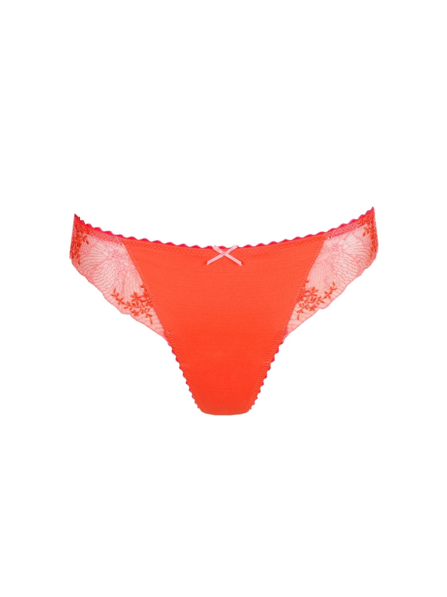 Solene Thong