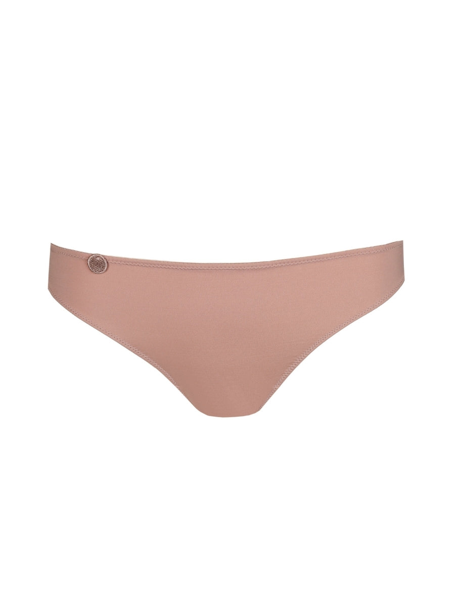 Tom Rio Brief