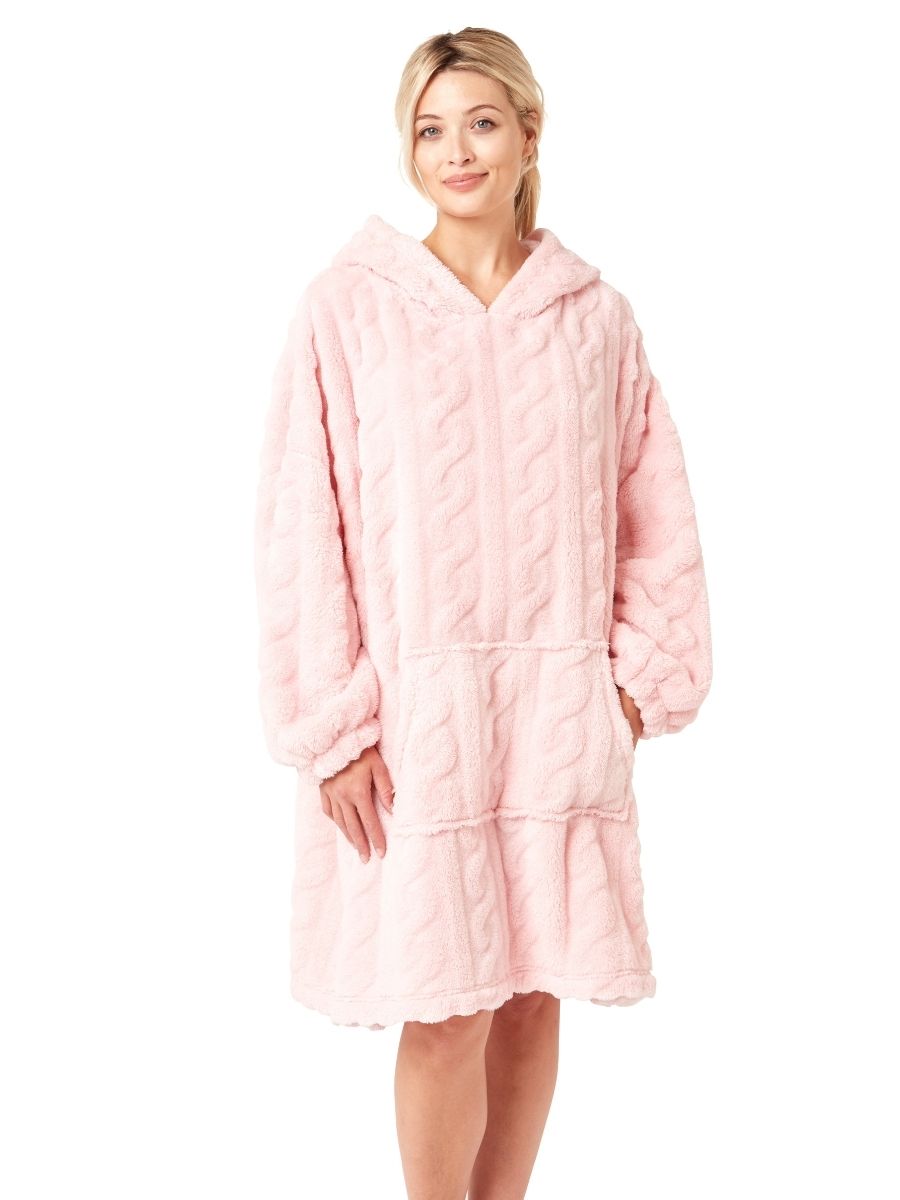 marlon nightwear fleece ponhco