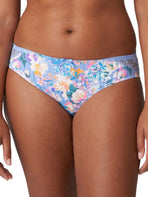Madison Rio Brief