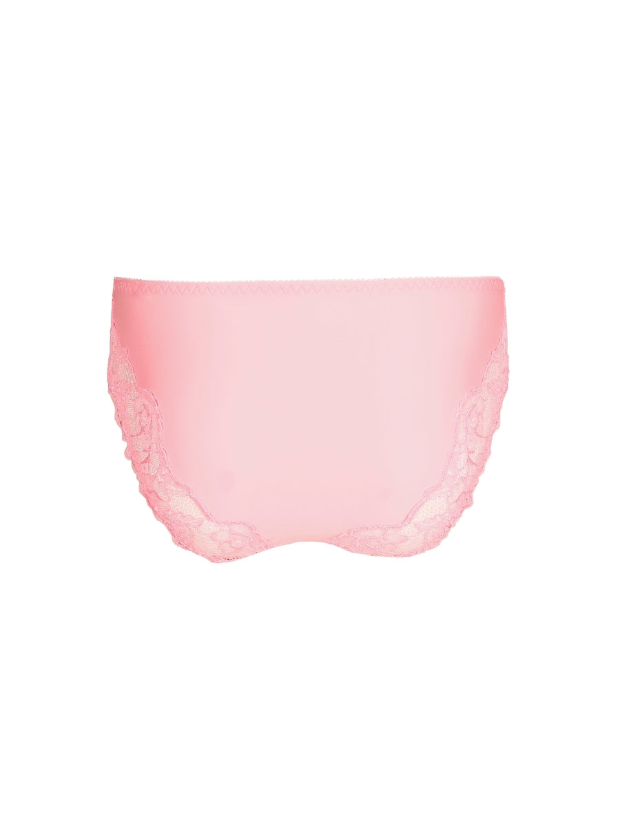 Madison Rio Brief