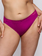 Madison Rio Brief