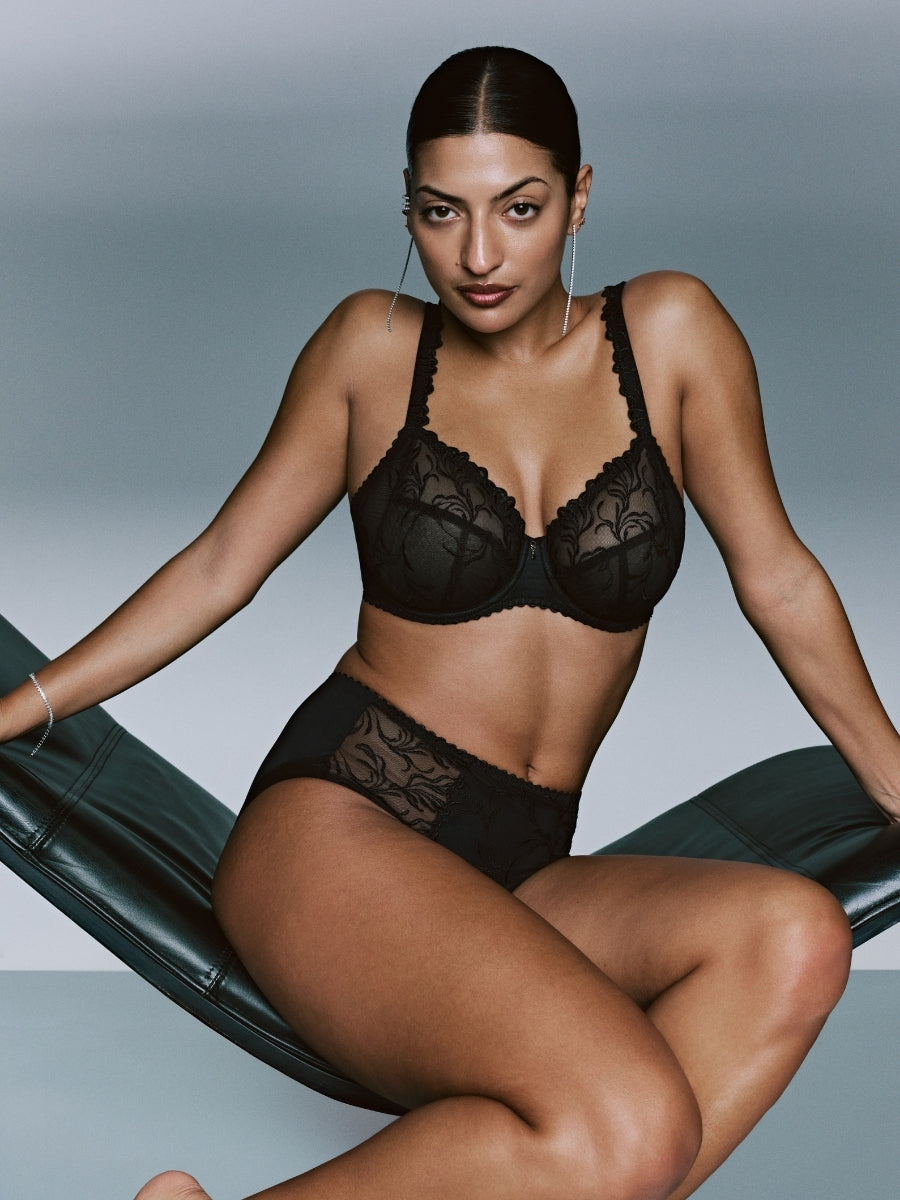 Solisse Full Cup Bra - Black