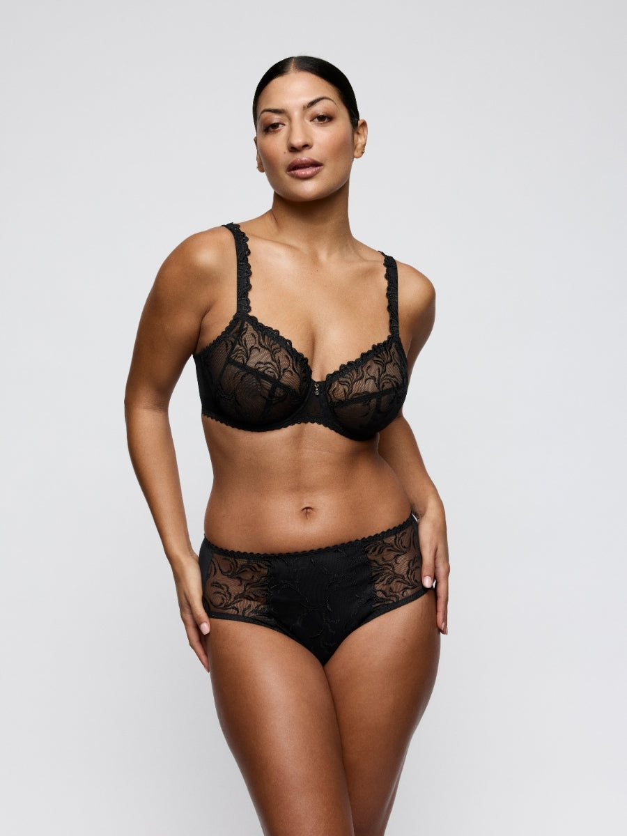 Solisse Full Brief