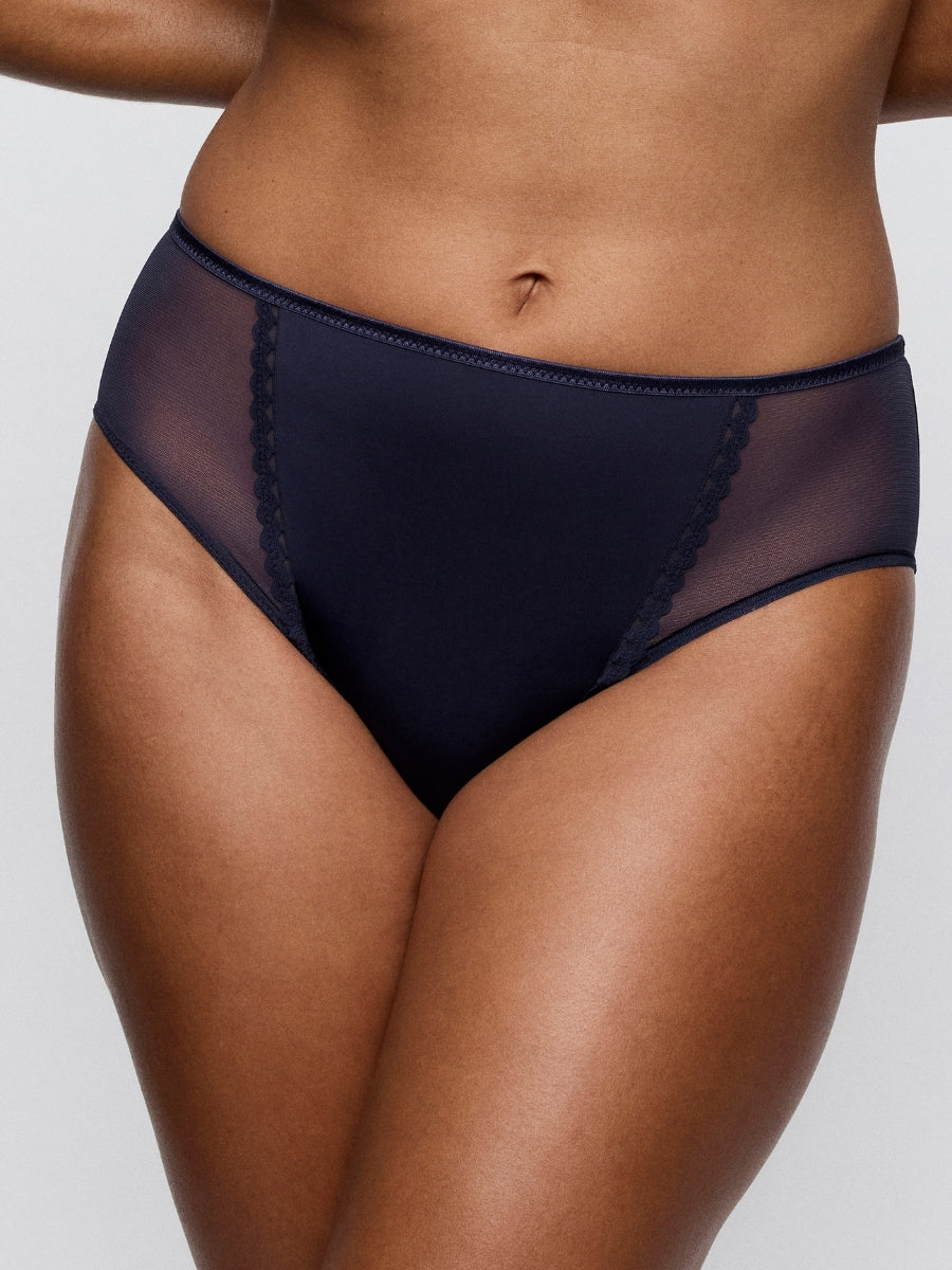 Wowgirl Full Brief