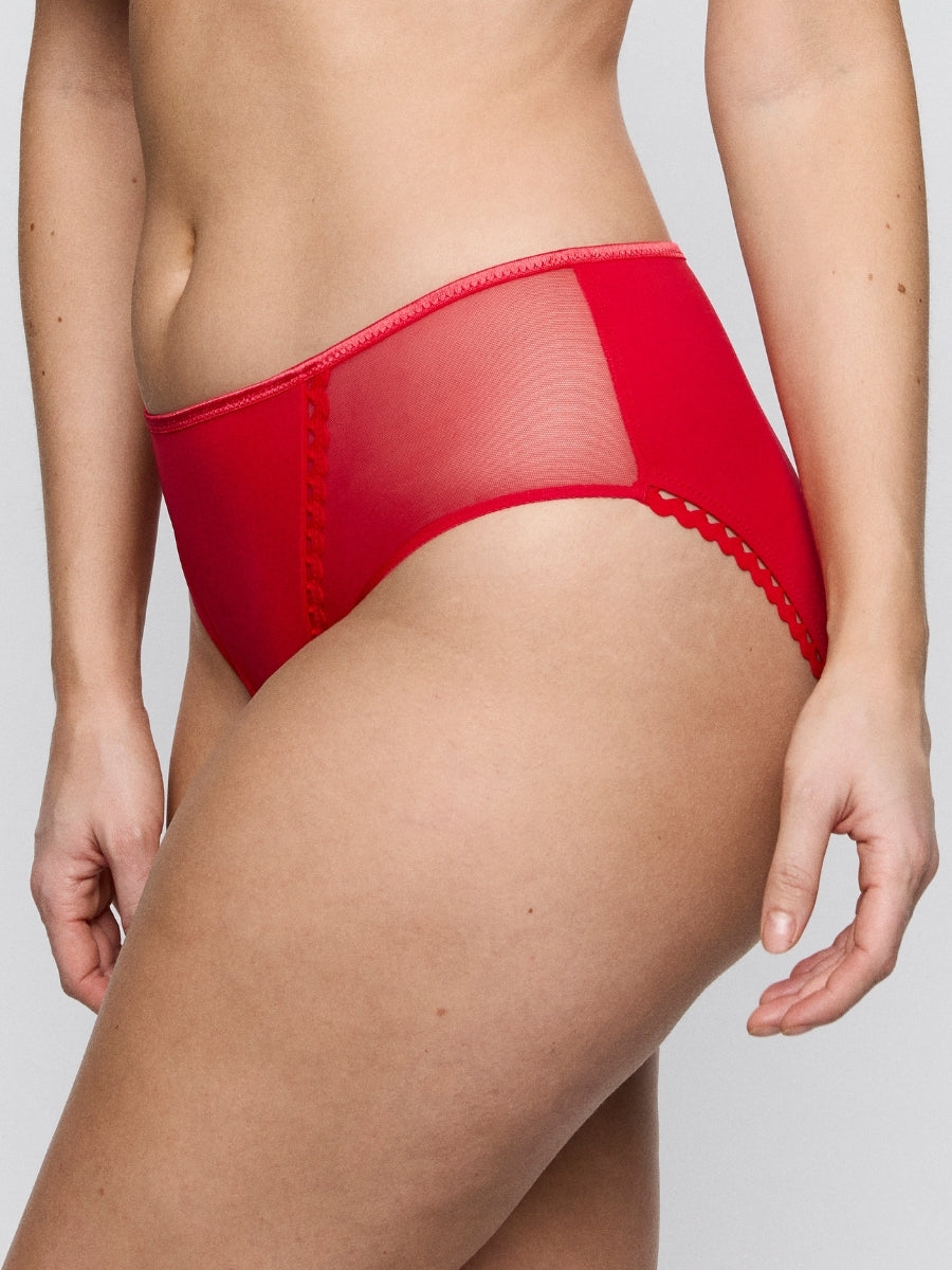 Wowgirl Full Brief