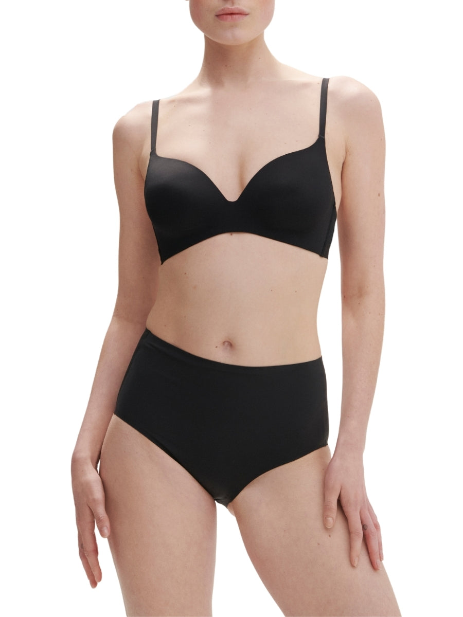 Essentiel Wireless Padded Plunge Bra - Black