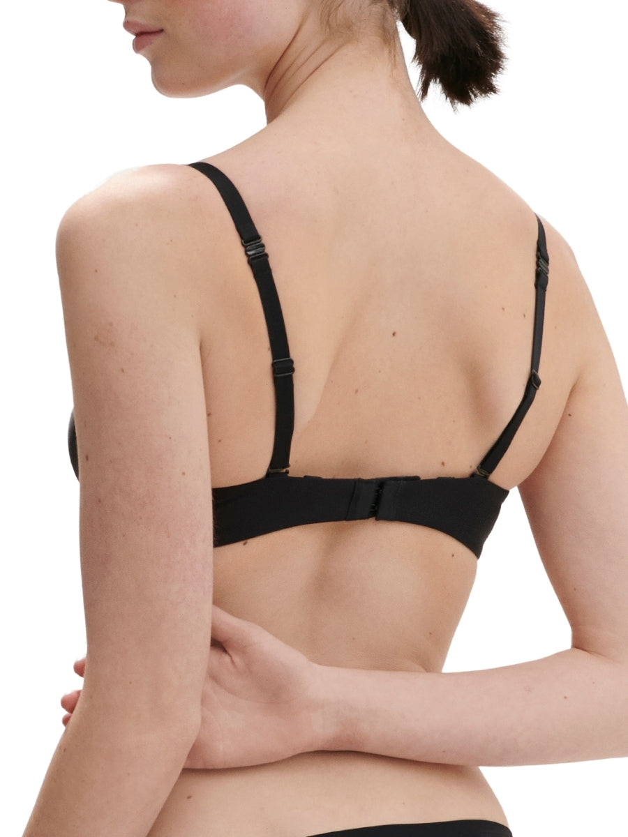 Essentiel Multiway Moulded Bra - Black