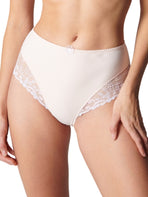 Délice Deep Brief