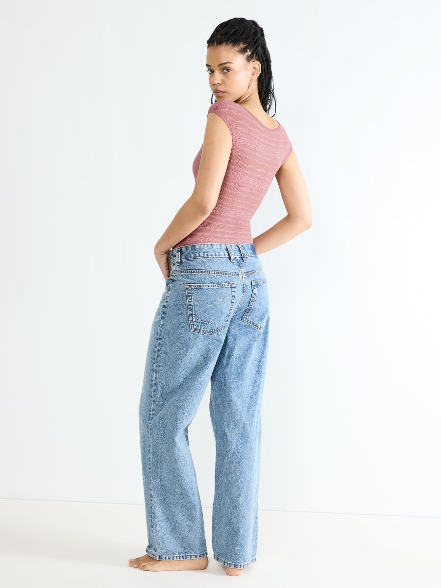 FREE Evolve Reversible Body - Date Night Pink