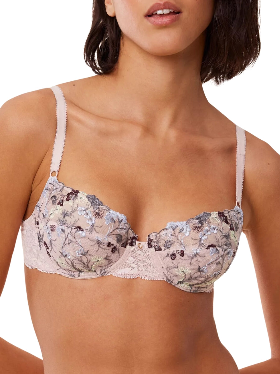 Triumph Sensual Spotlight Balcony Bra - Foundation Nude | BraForMe Triumph Sensual Spotlight Balcony Bra - Foundation Nude | BraForMe