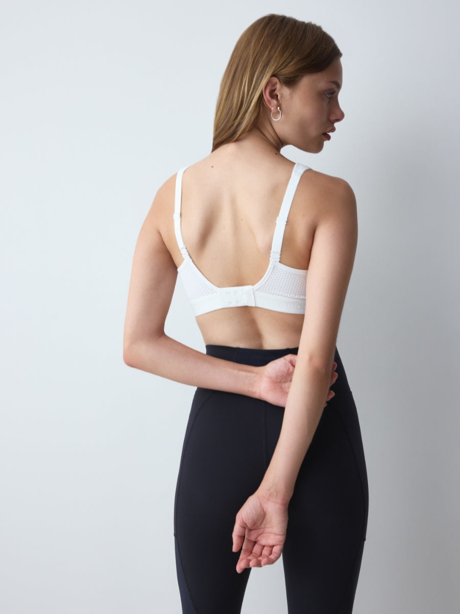 Triaction Energy Lite N EX Sports Bra - White