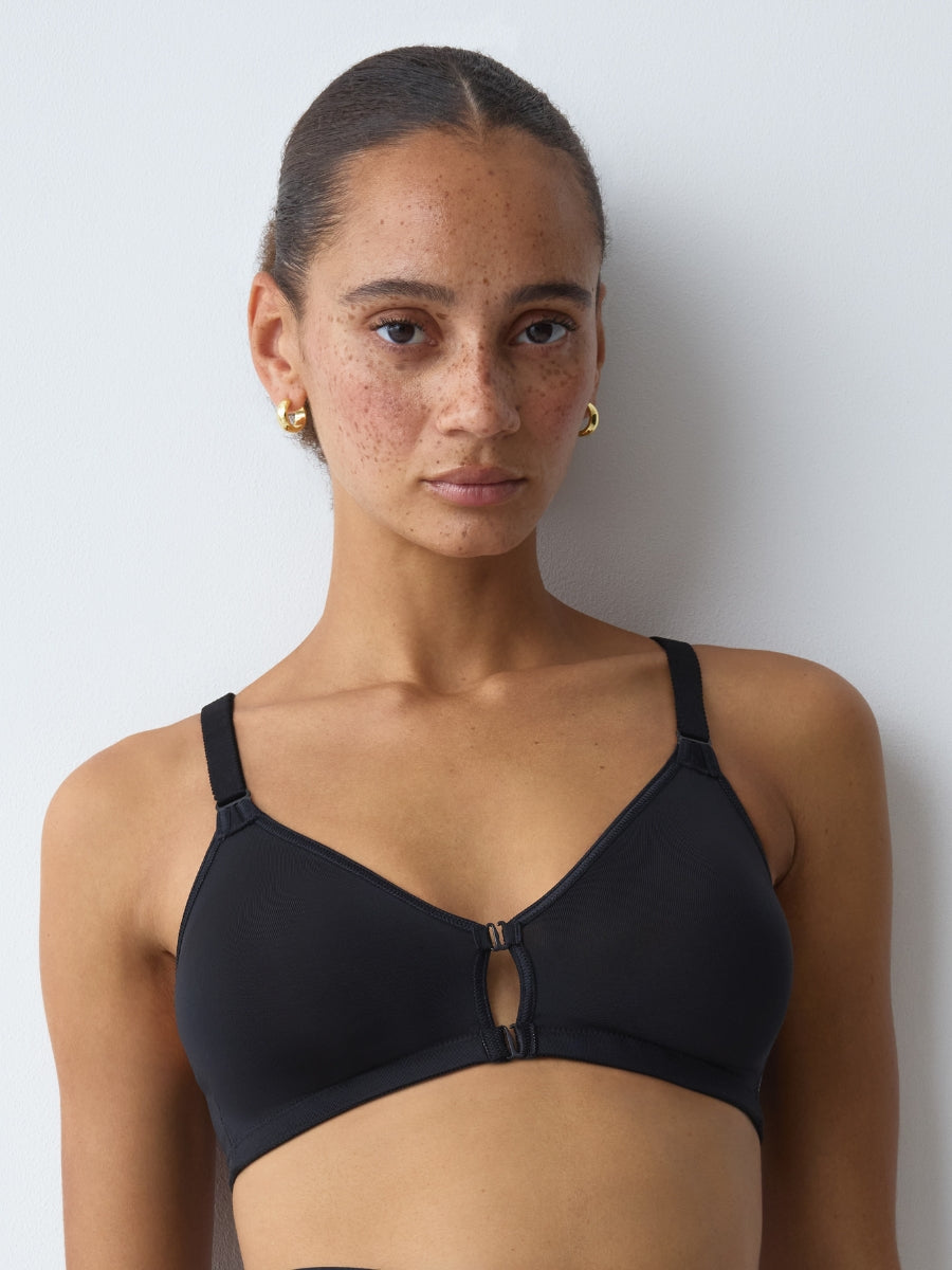 Triaction Fitness F Front Fastening Sports Bra - Black