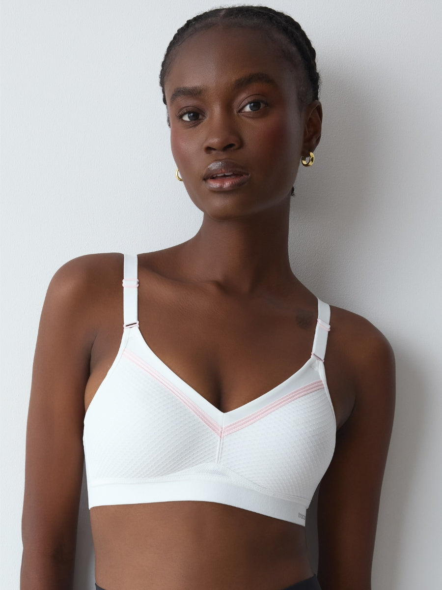 Triaction Free Motion N EX Sports Bra - White