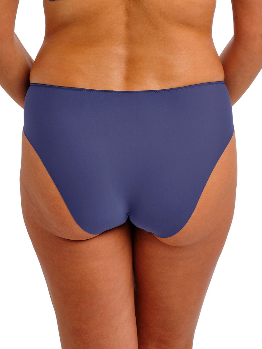 Eglantine Brief