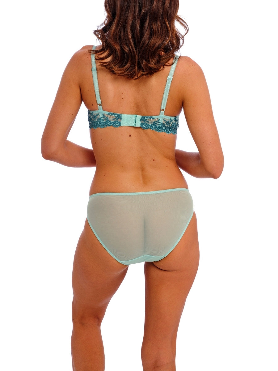 Embrace Lace Underwire Bra - Eggshell Blue/Brittany Blue