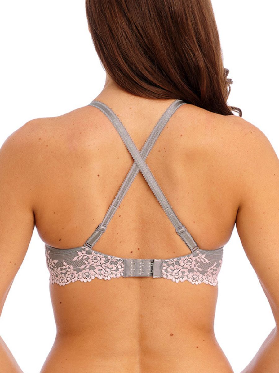 wacoal embrace lace plunge bra
