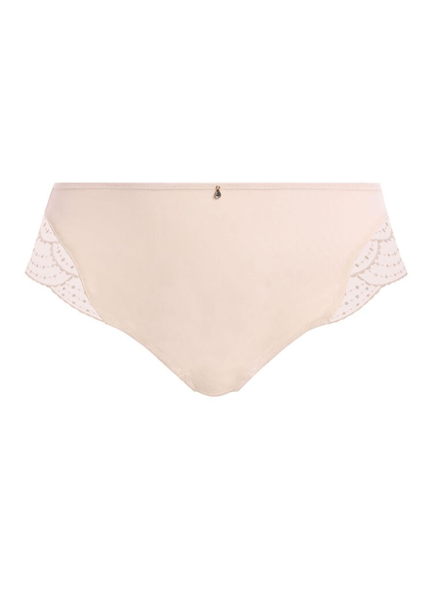 elomi priya brazilian