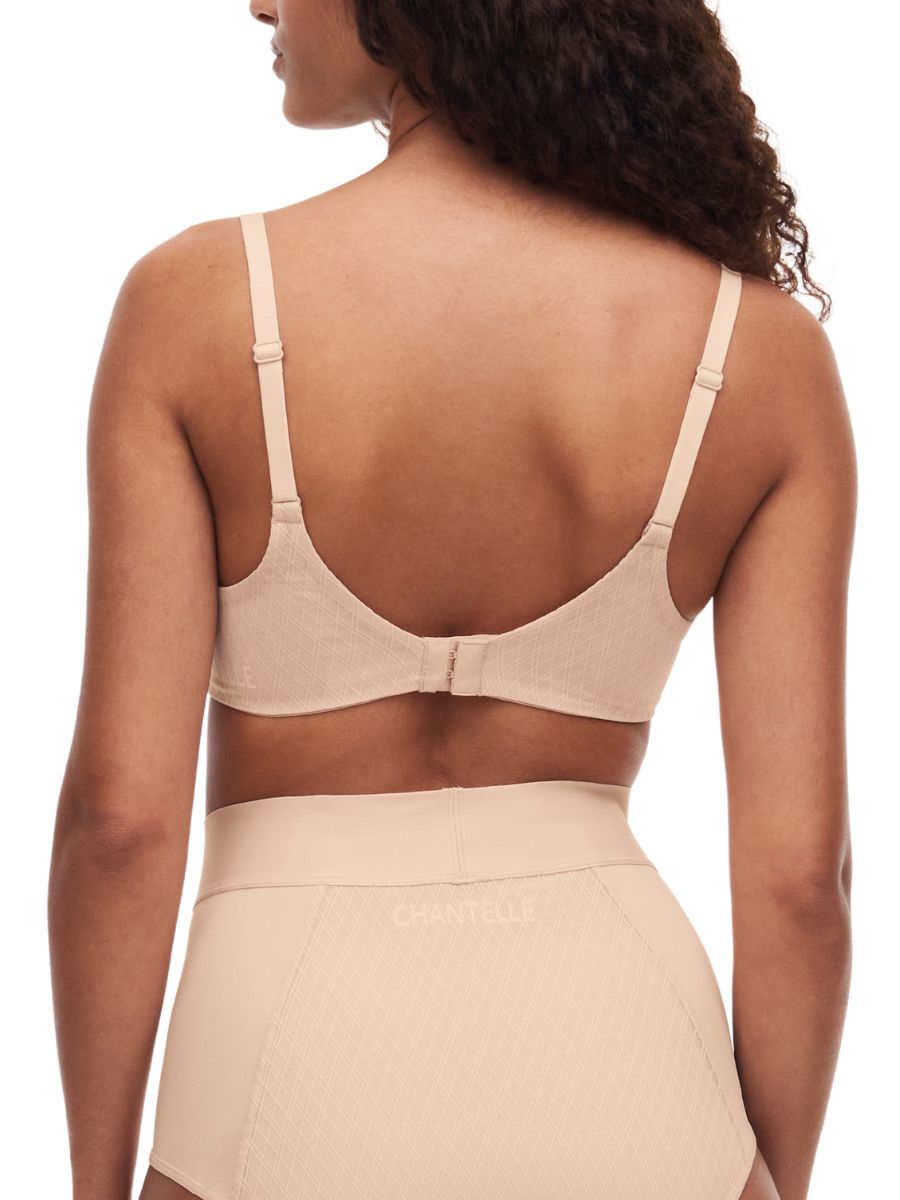 chantelle smooth lines covering spacer bra golden beige