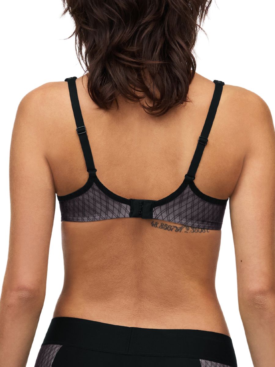 chantelle smooth lines covering memory bra black beige