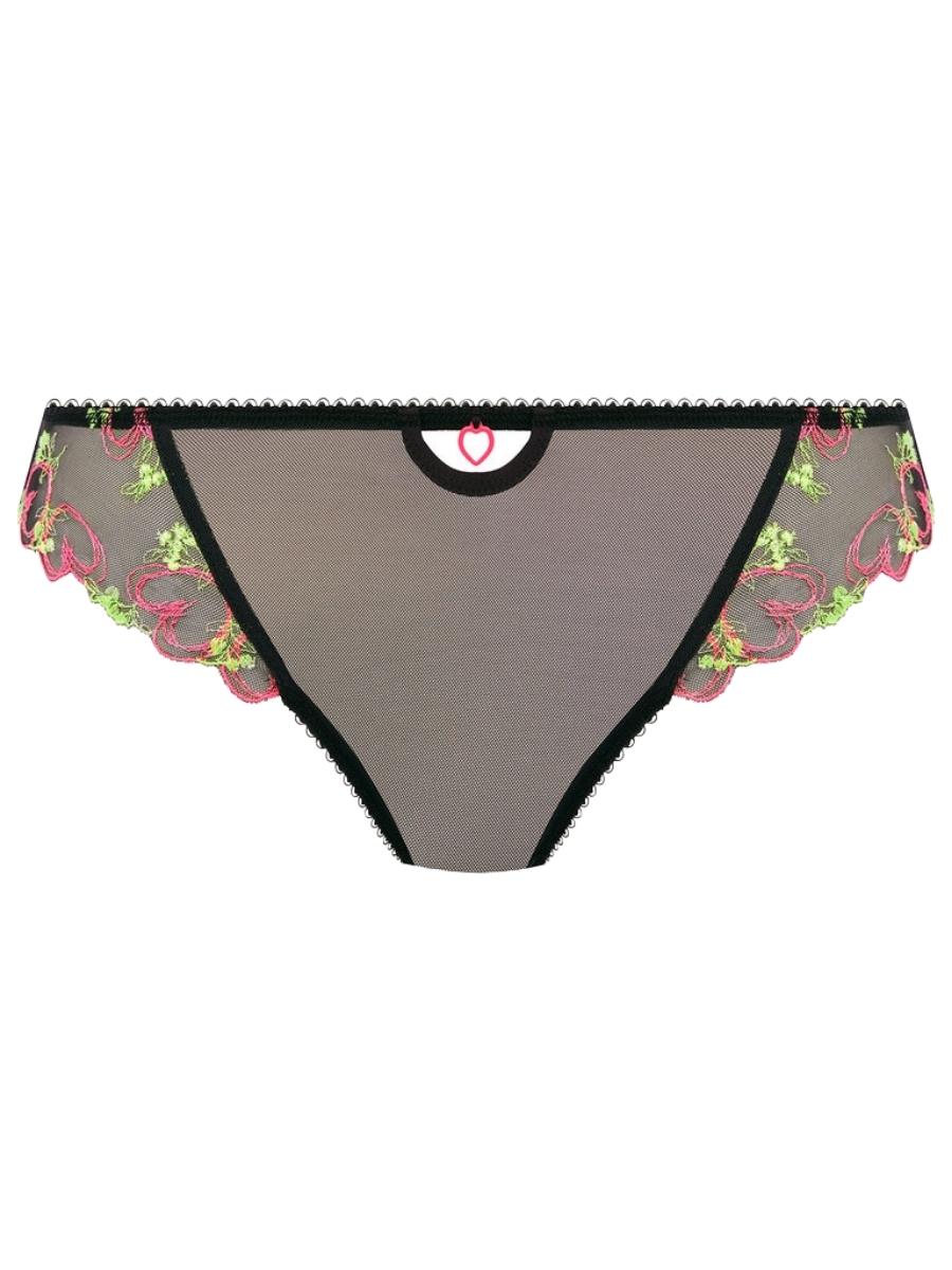 Freya Loveland Brief