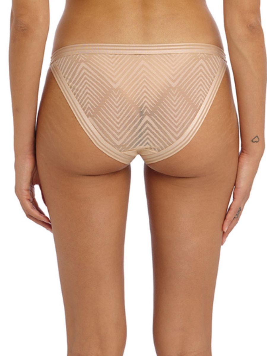 freya tailored brief